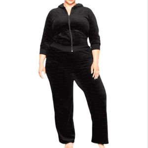 Skims Logo Velour Pant Size Medium